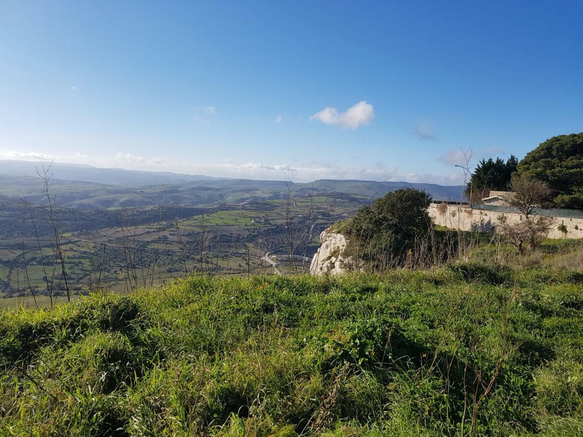 Vila La Mansarda Iblea Palazzolo Acreide Exteriér fotografie